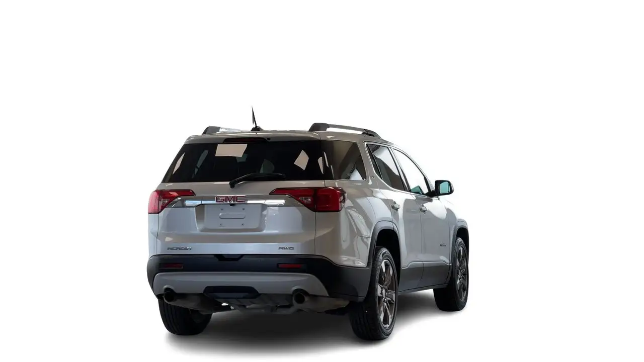 GMC Acadia photo GMC Acadia