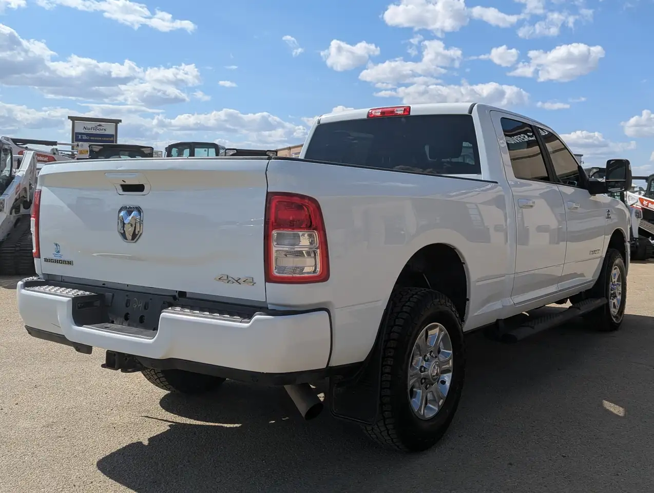 RAM 3500 снимка RAM 3500