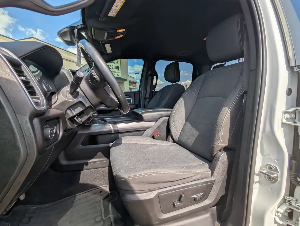 RAM 3500 снимка RAM 3500