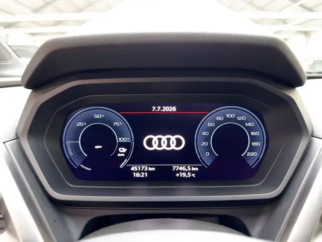 Audi Q4 E-Tron view 7