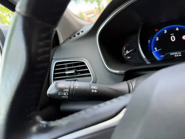 Renault Megane view 25
