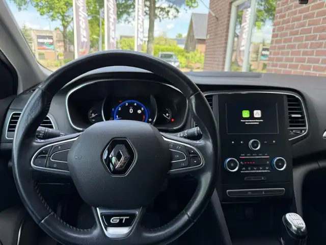 Renault Megane view 7