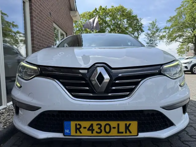 Renault Megane view 13
