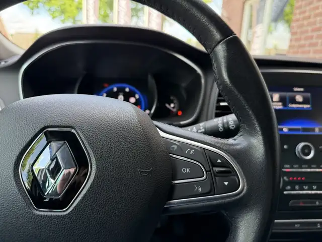 Renault Megane view 22