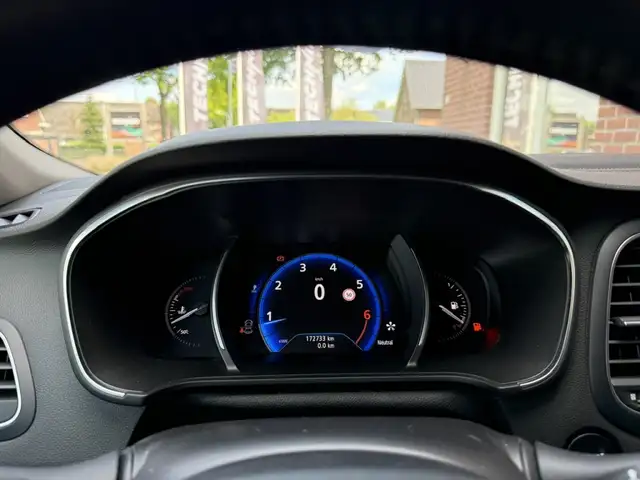 Renault Megane view 9