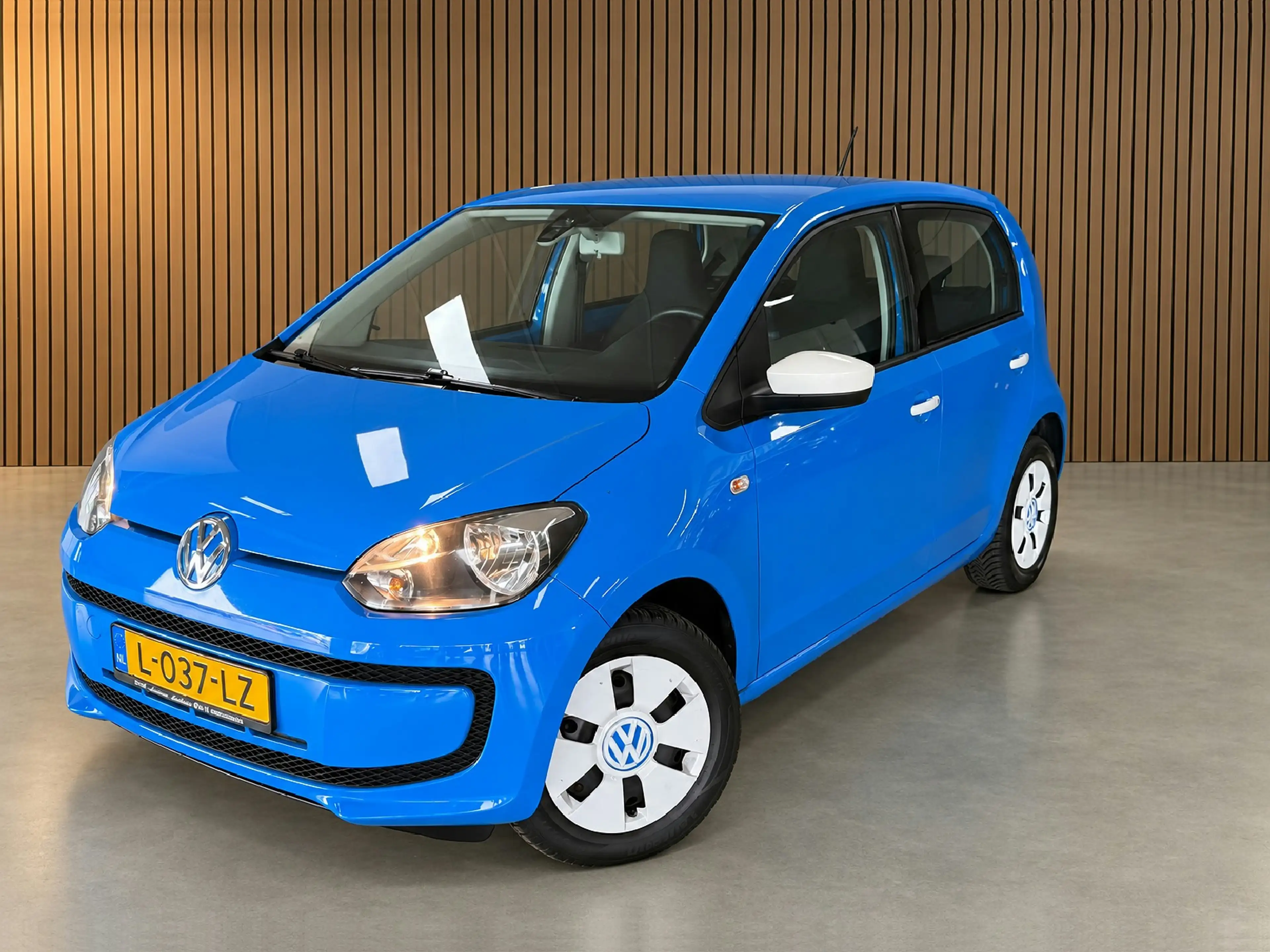Volkswagen up! 1.0 move up! BlueMotion | Airco | Uniek!