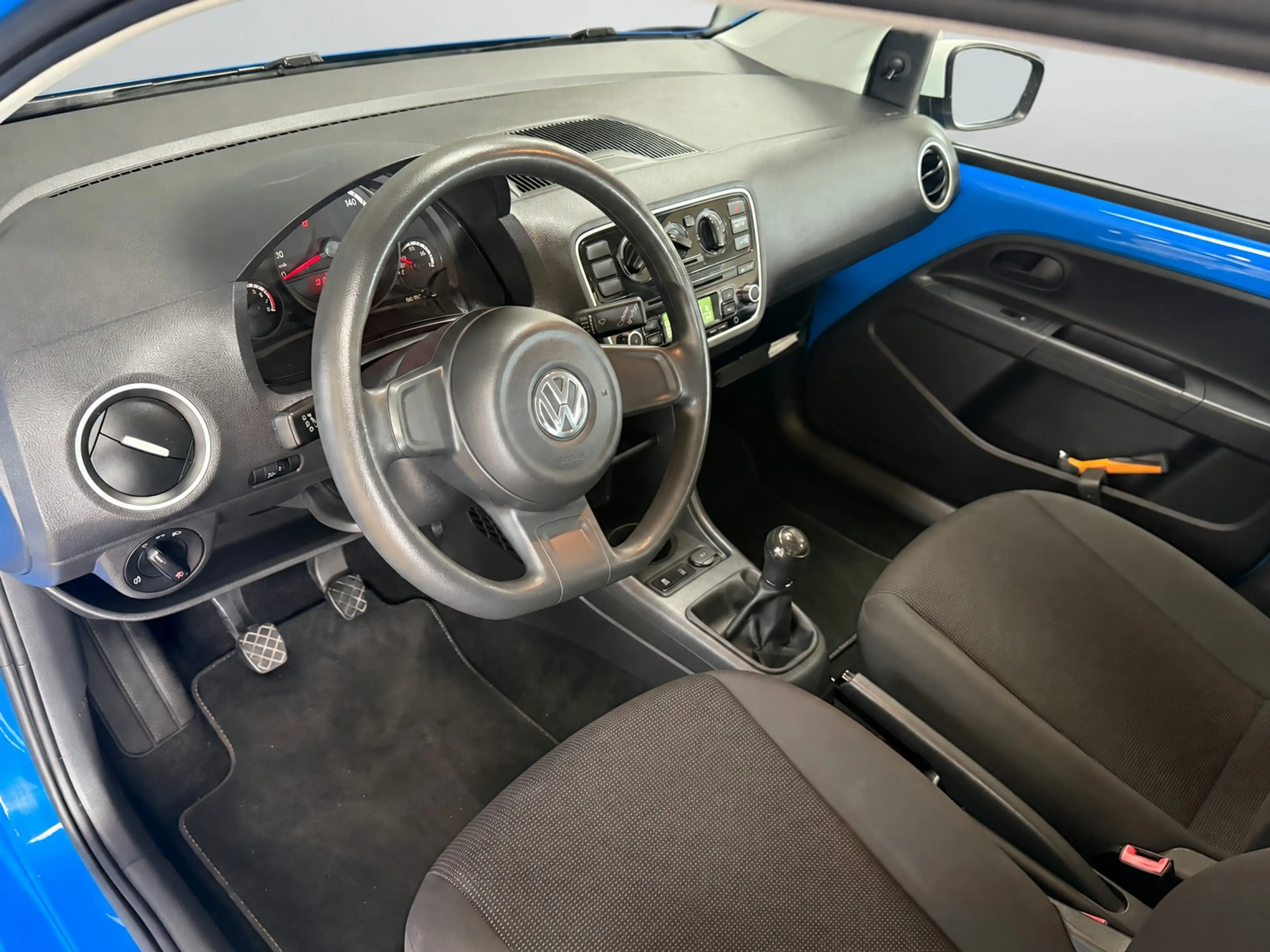 Volkswagen up! 1.0 move up! BlueMotion | Airco | Uniek! — photo 9