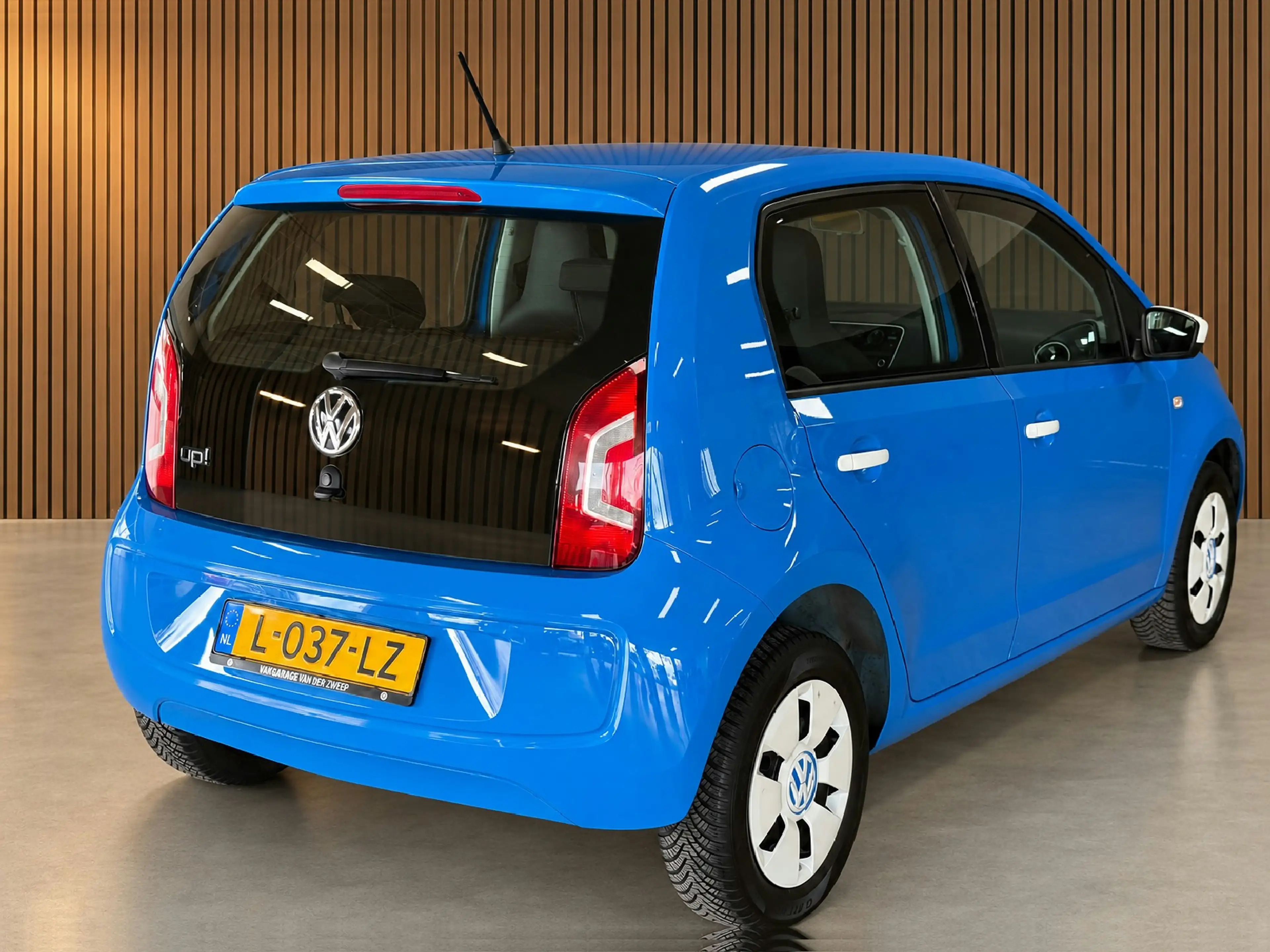 Volkswagen up! 1.0 move up! BlueMotion | Airco | Uniek! — photo 3