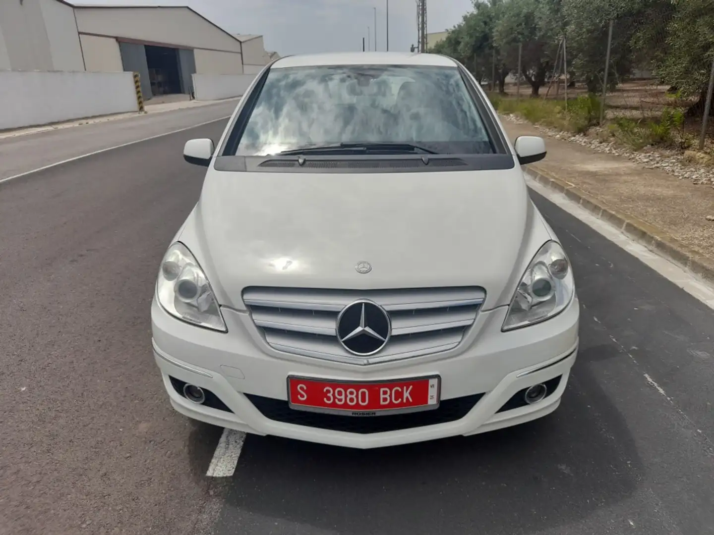 Mercedes-Benz B 180 180CDI Sport Edition Autotronic Blanco - 2