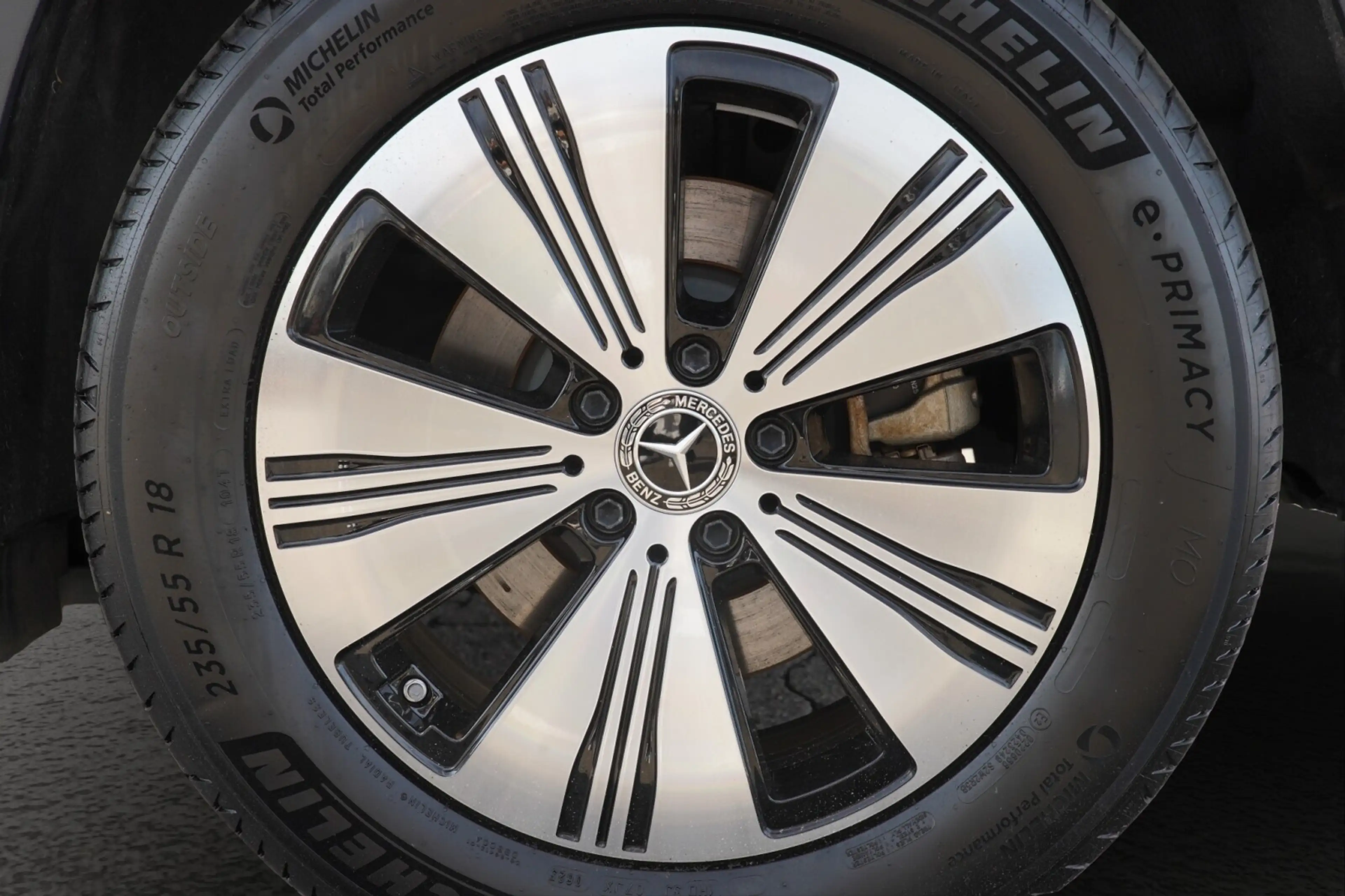 Mercedes-Benz EQA 300 EQA 300 4MATIC Progressive — photo 5