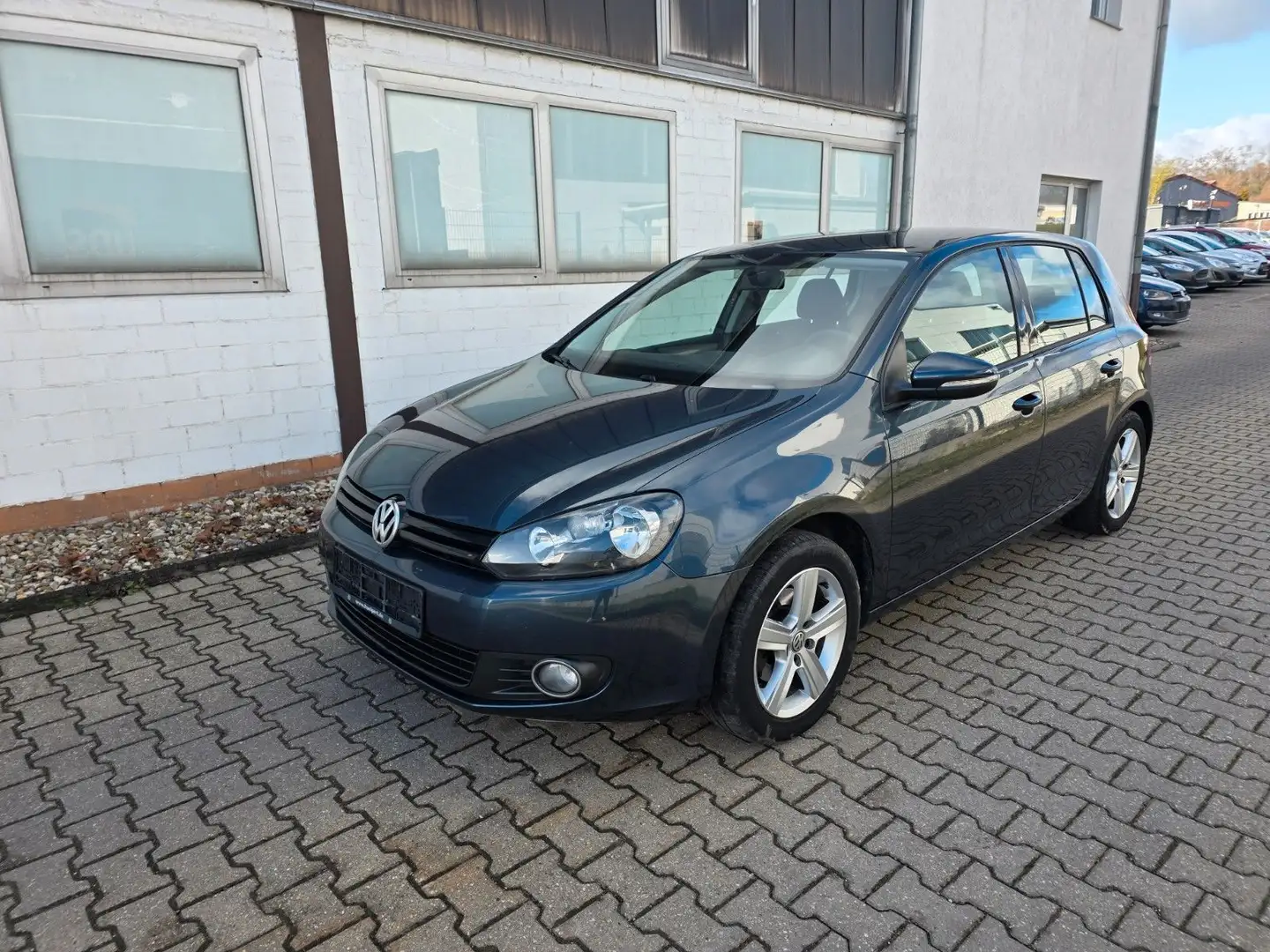 Volkswagen Golf 1.6 TDI Comfortline Blau - 1
