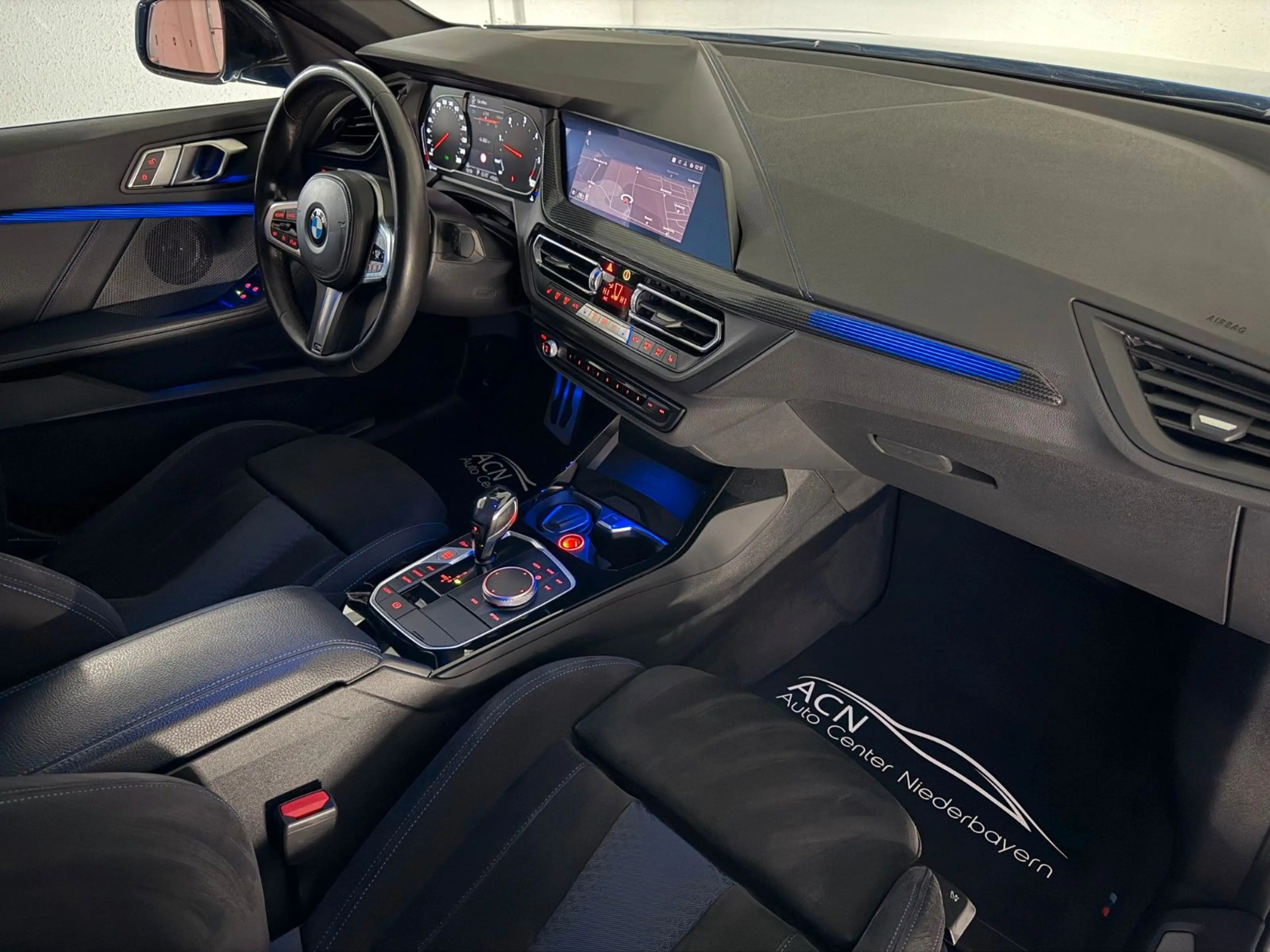 BMW 120 d Lim. M Sport/NAVI/LED/M-SITZE/MISANO BLAU — photo 2