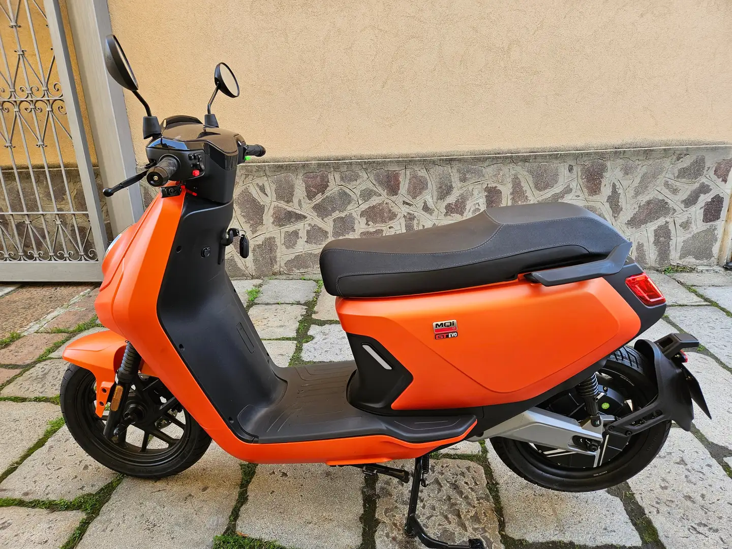 Niu MQi GT 100 EVO Arancione - 1