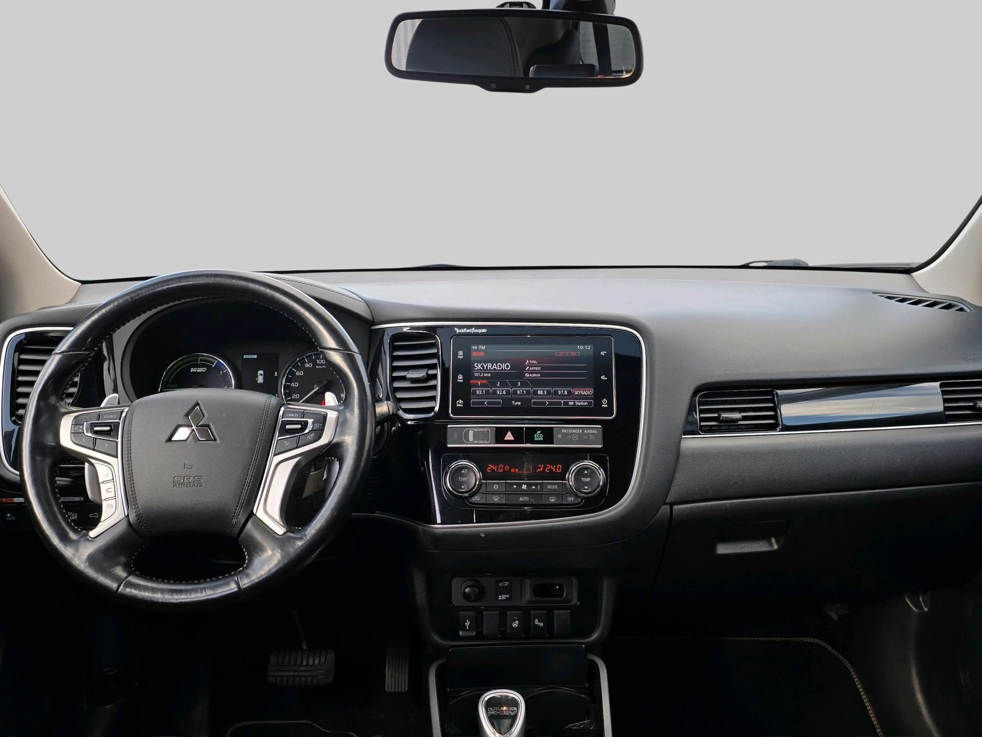 Mitsubishi Outlander 2.4 PHEV Intense+ — photo 5