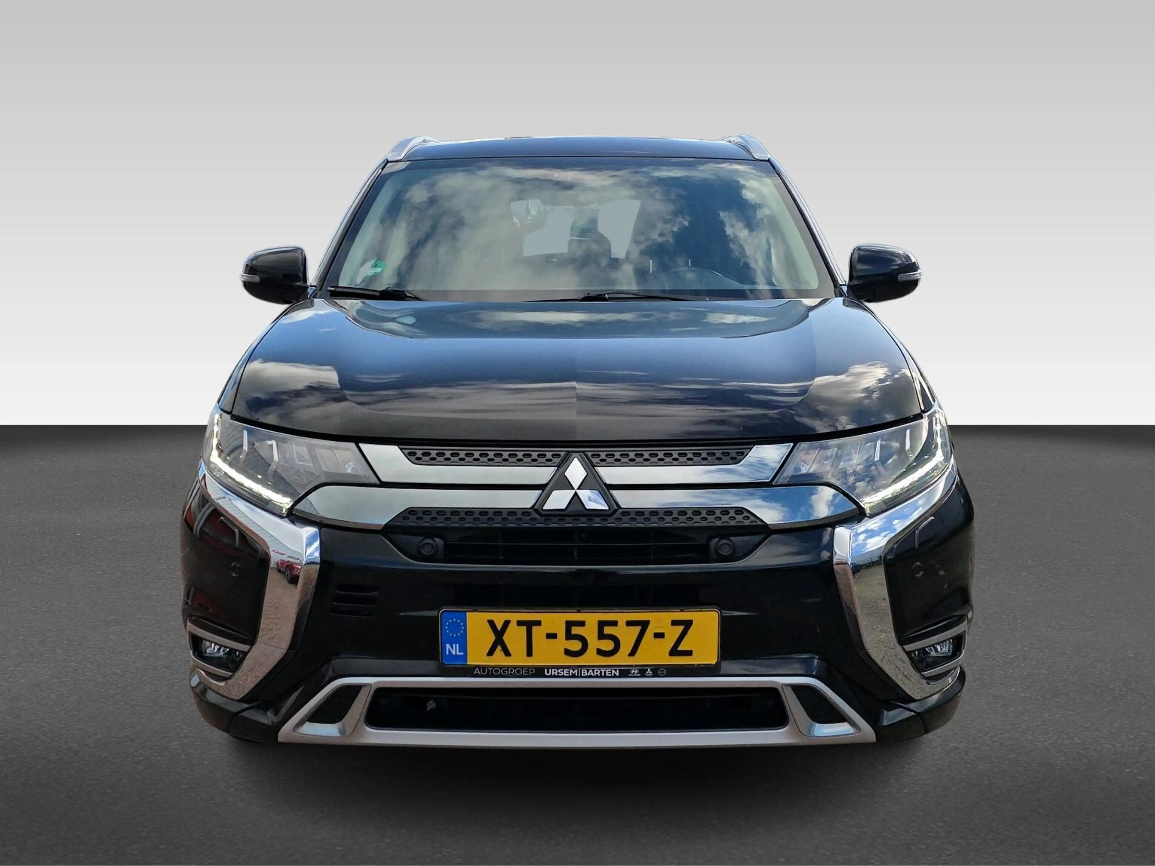 Mitsubishi Outlander 2.4 PHEV Intense+ — photo 7
