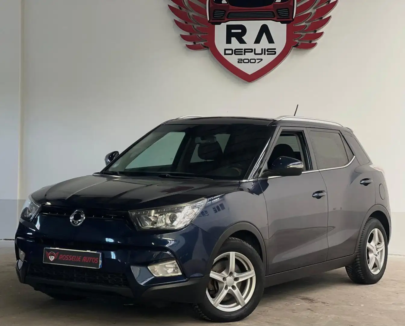 SsangYong Tivoli 160 e-XDI 115CH 2WD Sport BVA Azul - 2