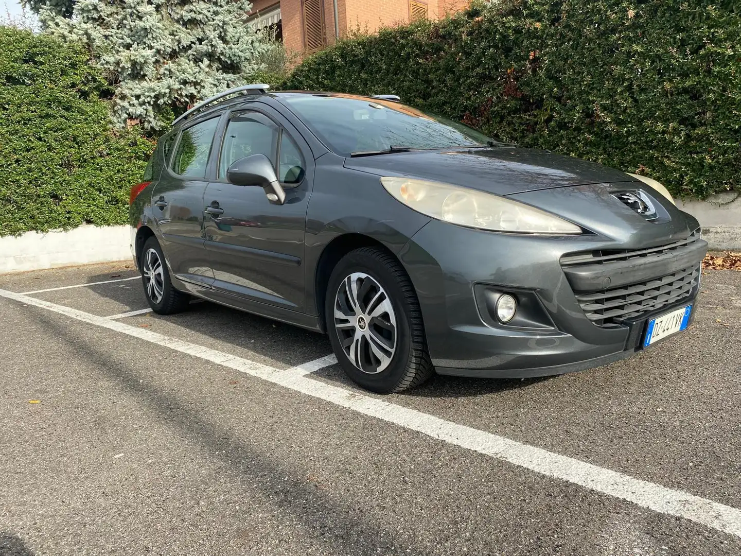 Peugeot 207 SW 1.4 8v Energie Sport eco-Gpl FL - 2