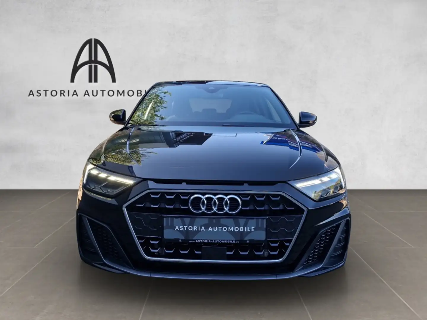 Audi A1 30 Sportback S-line ACC 17z Kamera LED CarPlay Schwarz - 2
