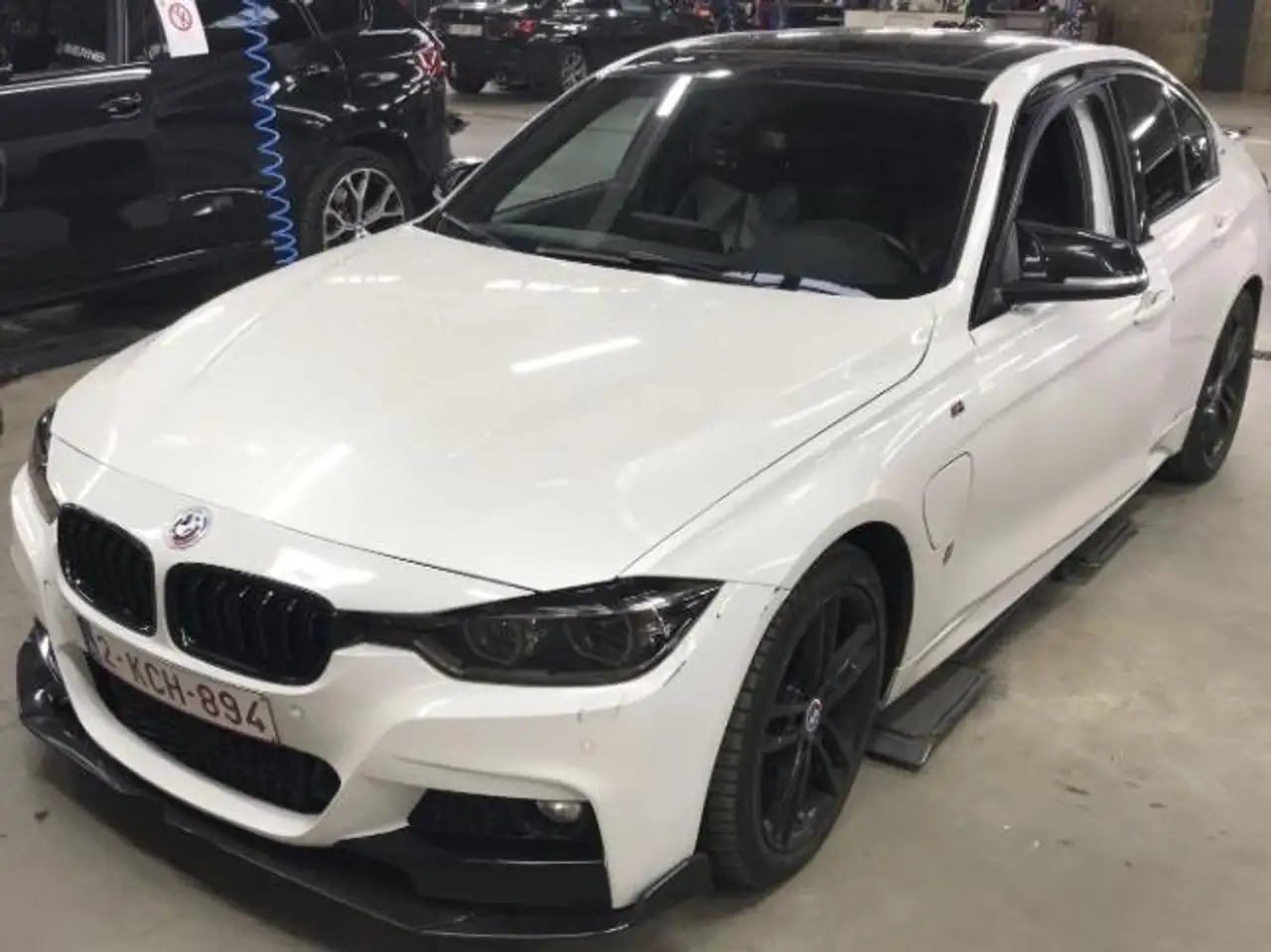 BMW 330