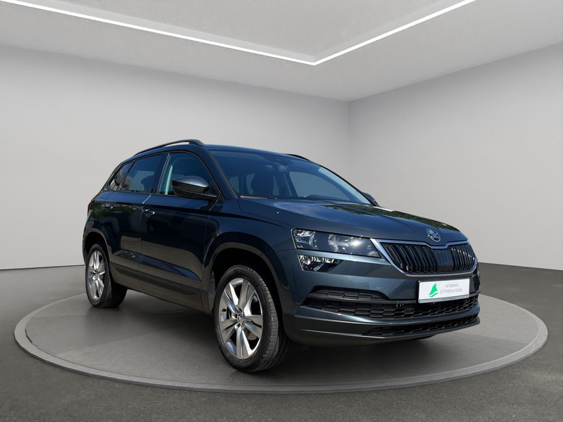 Skoda Karoq 1.5 TSI ACT Style DSG ACC+LED+RFK+FSHZ+SHZ — photo 3