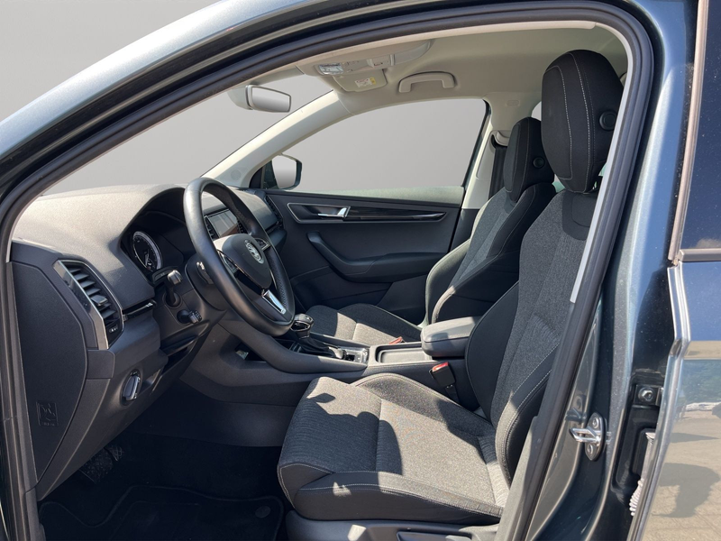 Skoda Karoq 1.5 TSI ACT Style DSG ACC+LED+RFK+FSHZ+SHZ — photo 9