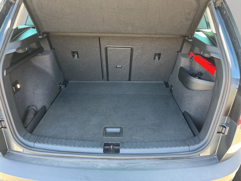 Skoda Karoq 1.5 TSI ACT Style DSG ACC+LED+RFK+FSHZ+SHZ — photo 16