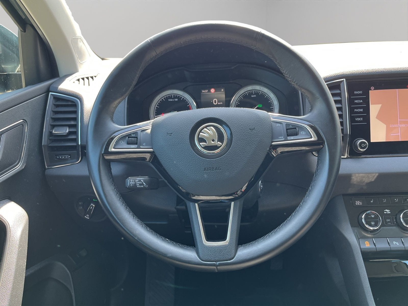 Skoda Karoq 1.5 TSI ACT Style DSG ACC+LED+RFK+FSHZ+SHZ — photo 10