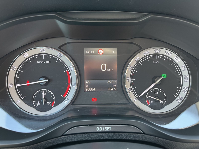 Skoda Karoq 1.5 TSI ACT Style DSG ACC+LED+RFK+FSHZ+SHZ — photo 19