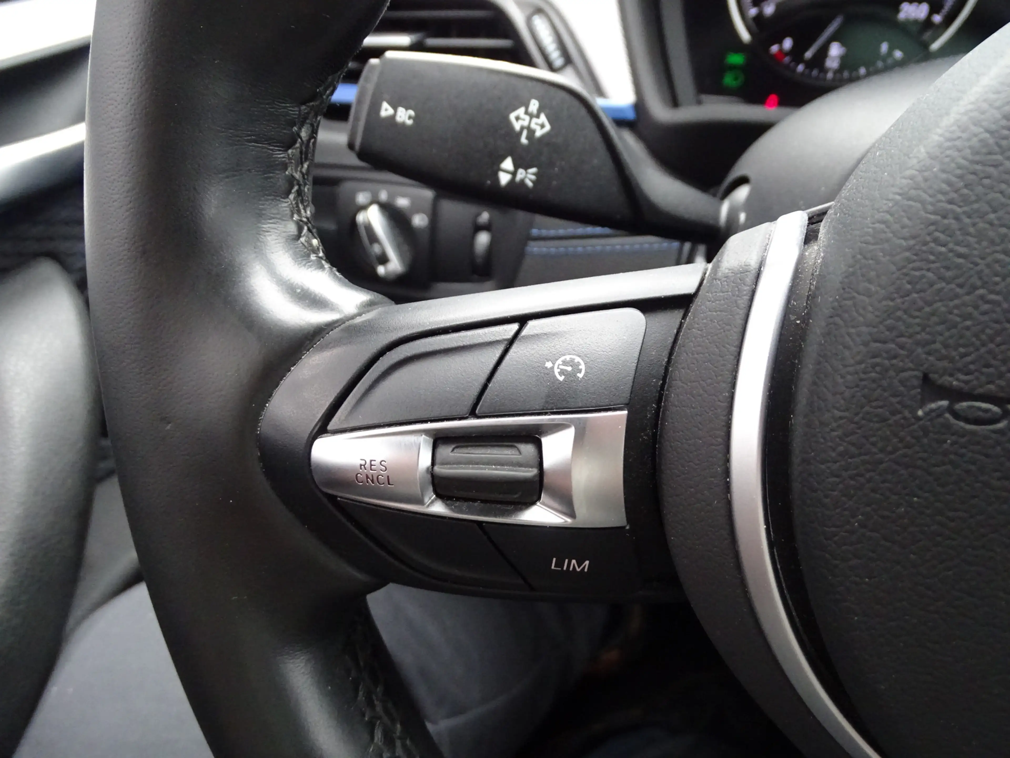 BMW X2 sDrive18i High Exe M Sport Pano.Dak Comfort Access — photo 24