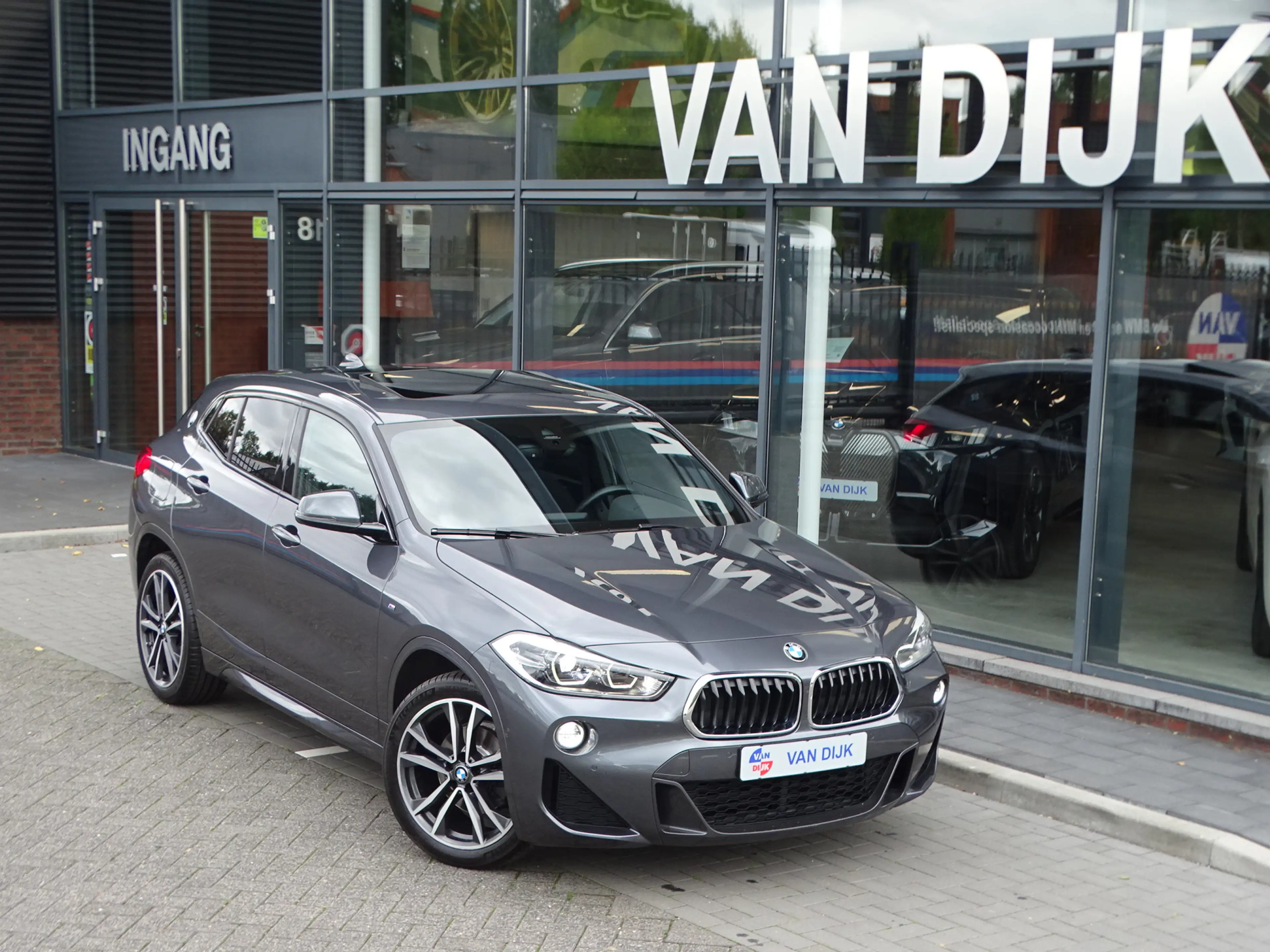 BMW X2 sDrive18i High Exe M Sport Pano.Dak Comfort Access — photo 3
