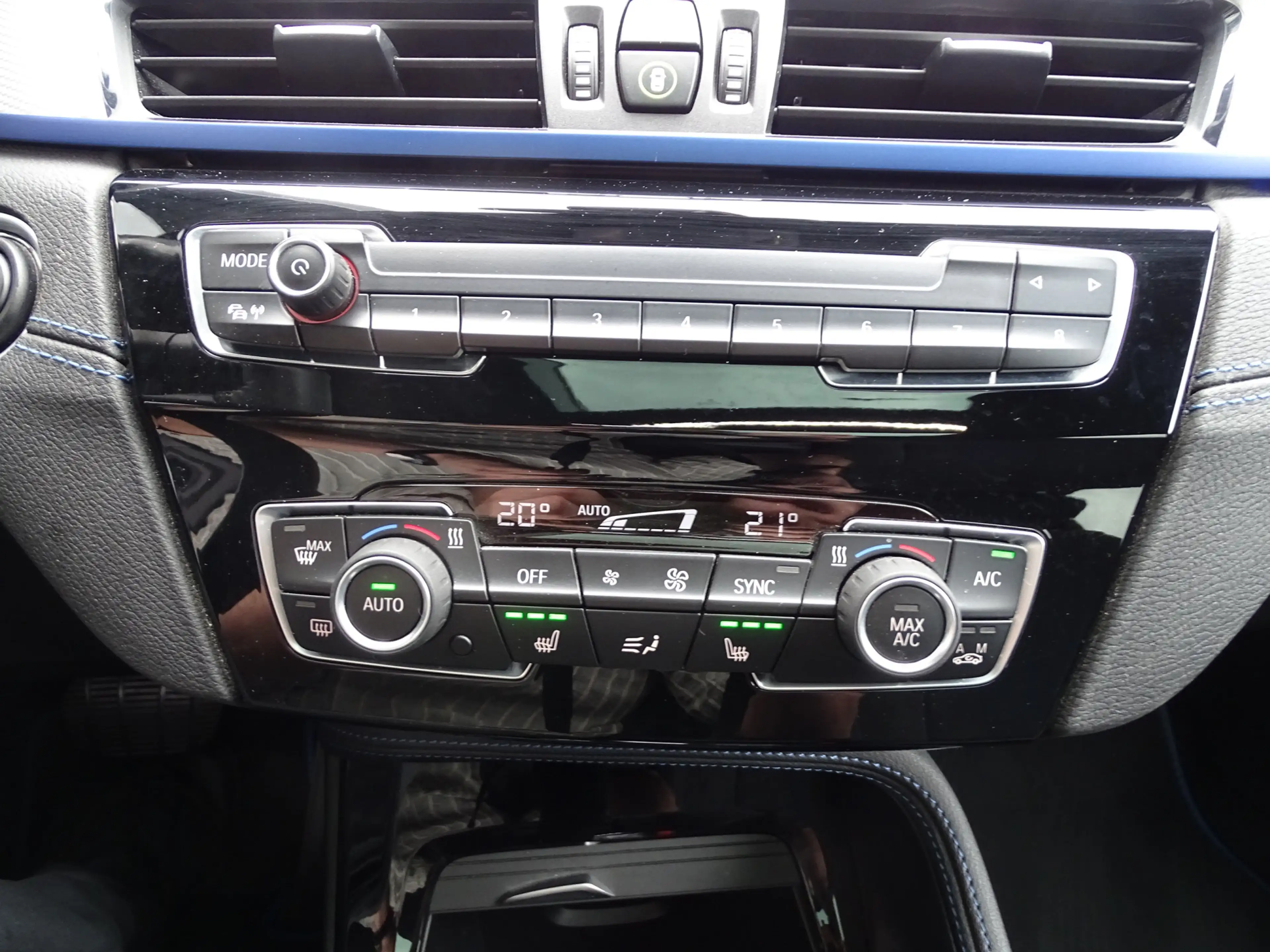 BMW X2 sDrive18i High Exe M Sport Pano.Dak Comfort Access — photo 30