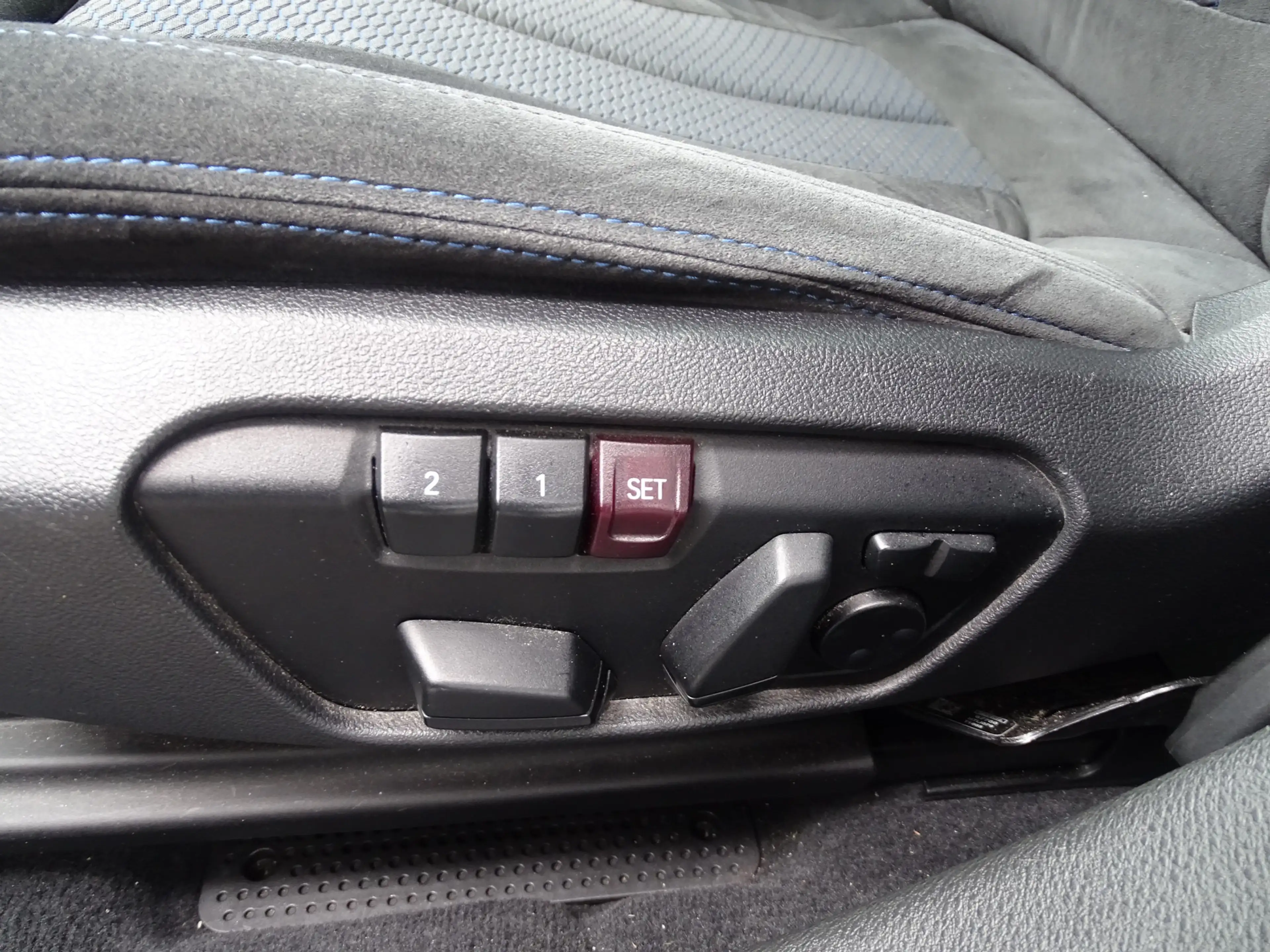BMW X2 sDrive18i High Exe M Sport Pano.Dak Comfort Access — photo 21