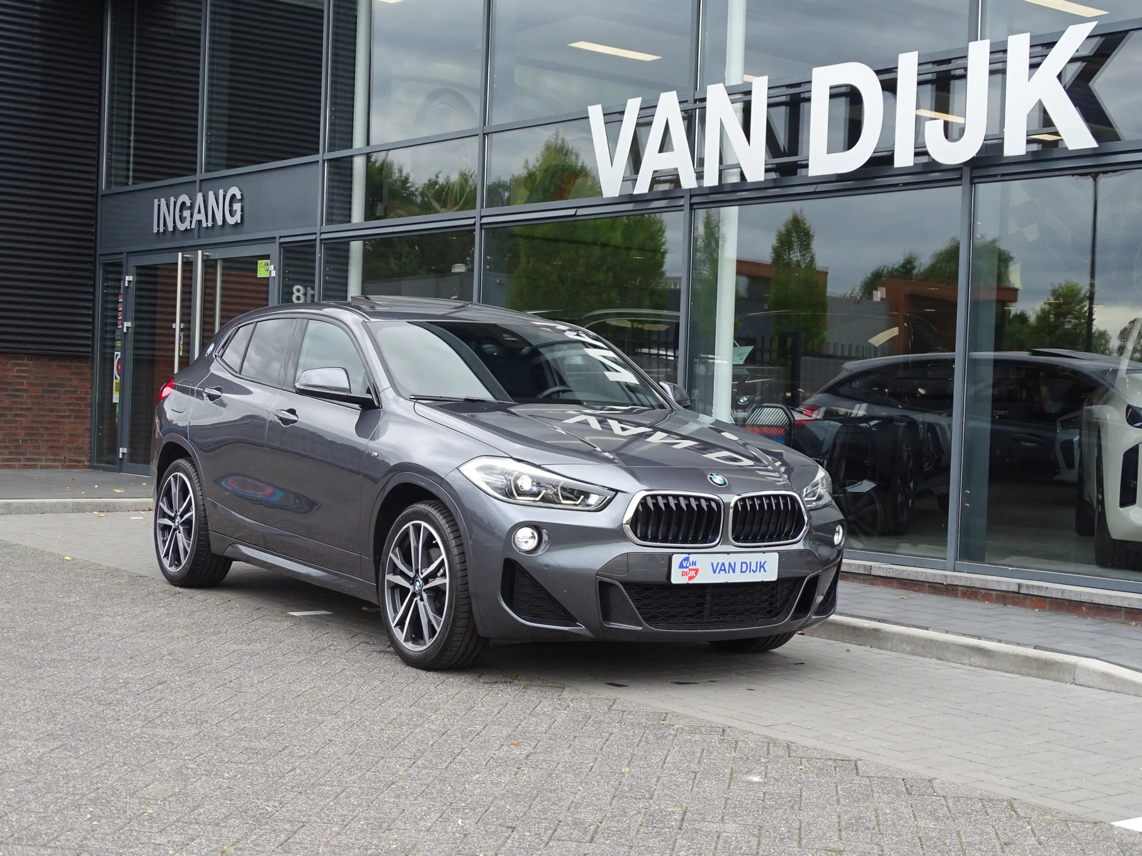 BMW X2 sDrive18i High Exe M Sport Pano.Dak Comfort Access — photo 40