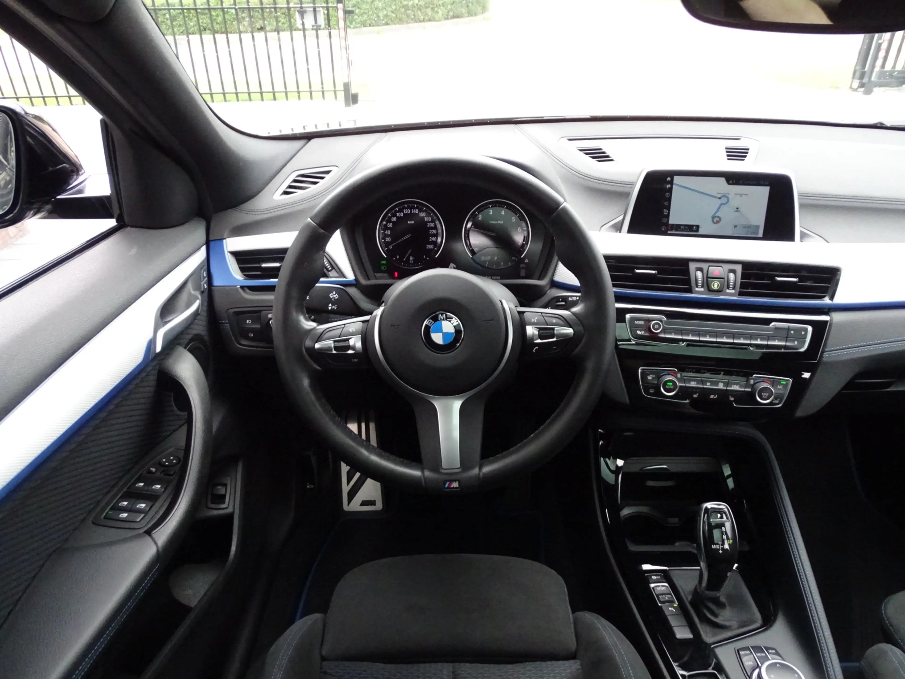 BMW X2 sDrive18i High Exe M Sport Pano.Dak Comfort Access — photo 9