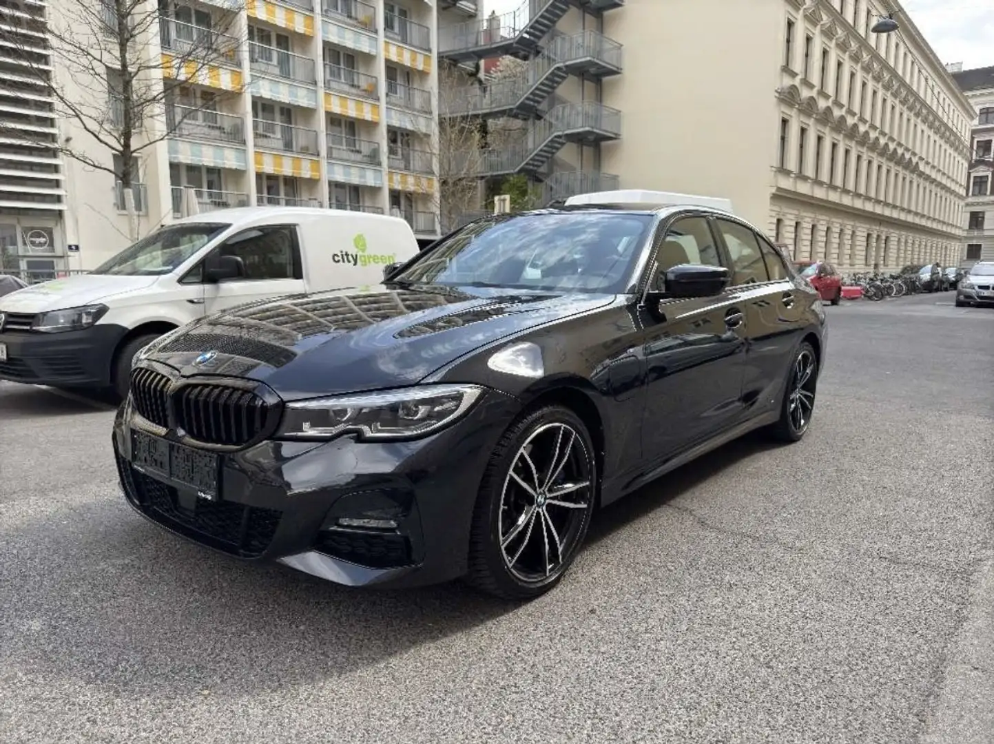 BMW Active Hybrid 3 330e PHEV M-Sport, GARANTIE+SERVICE PAKET Černá - 1