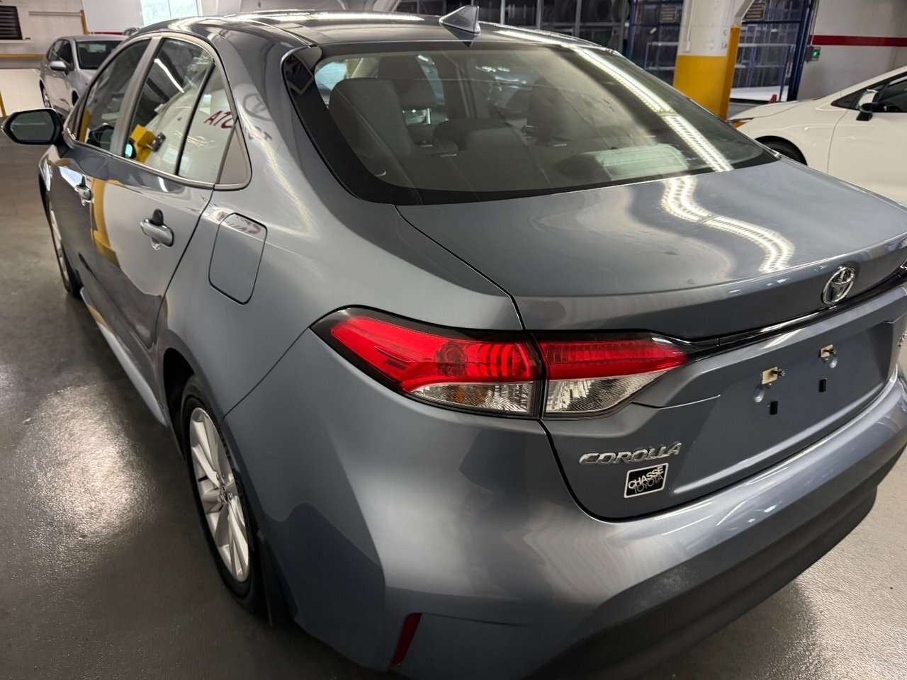 2024 Toyota Corolla LE UPGRADE **TOIT OUVRANT MAGS** 1 PROPRIÉTAIRE + — снимка 1