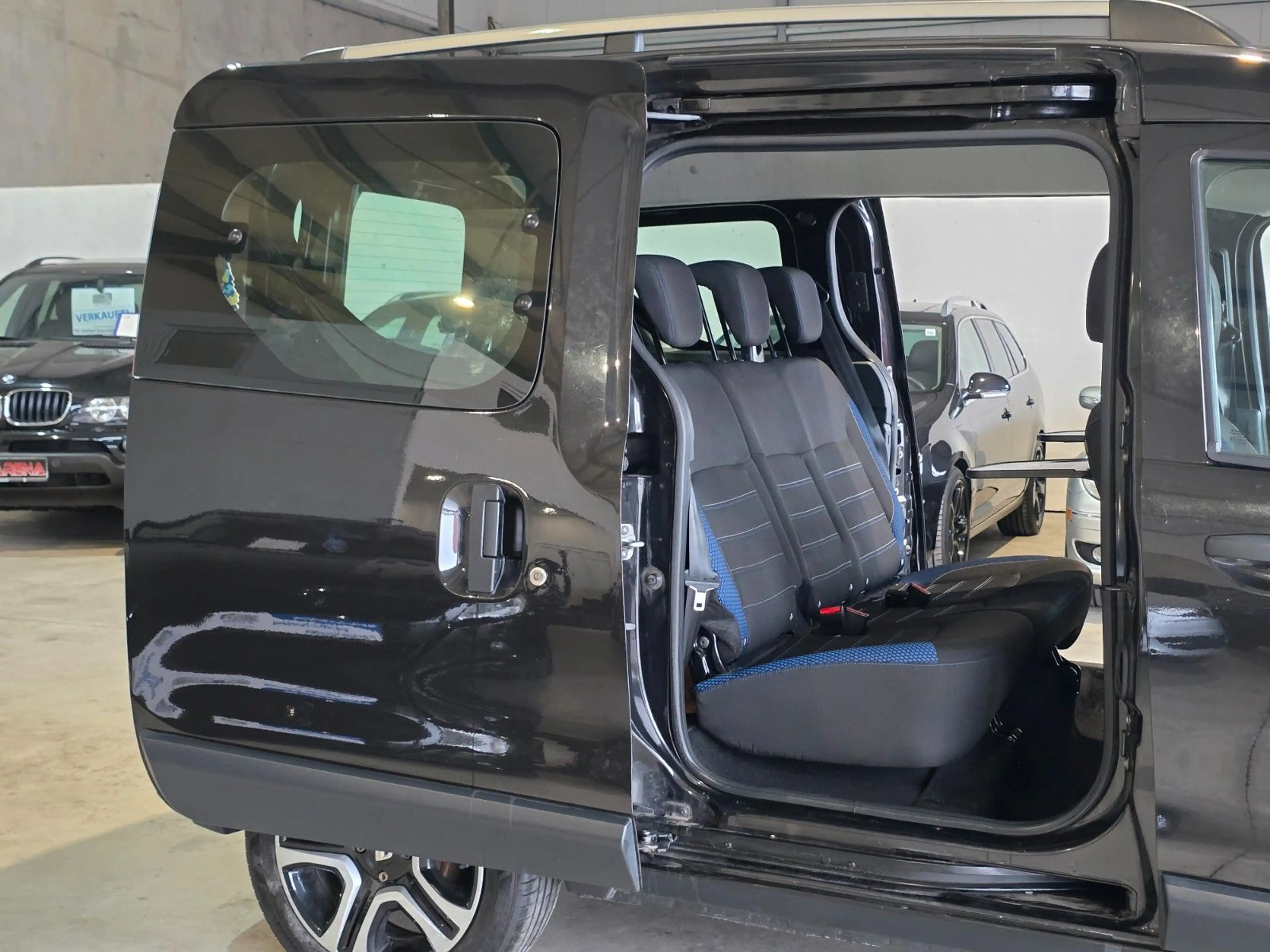 Dacia Dokker Stepway Plus 1.4|KAMERA|1.HAND|SHZ|NAVI — photo 15