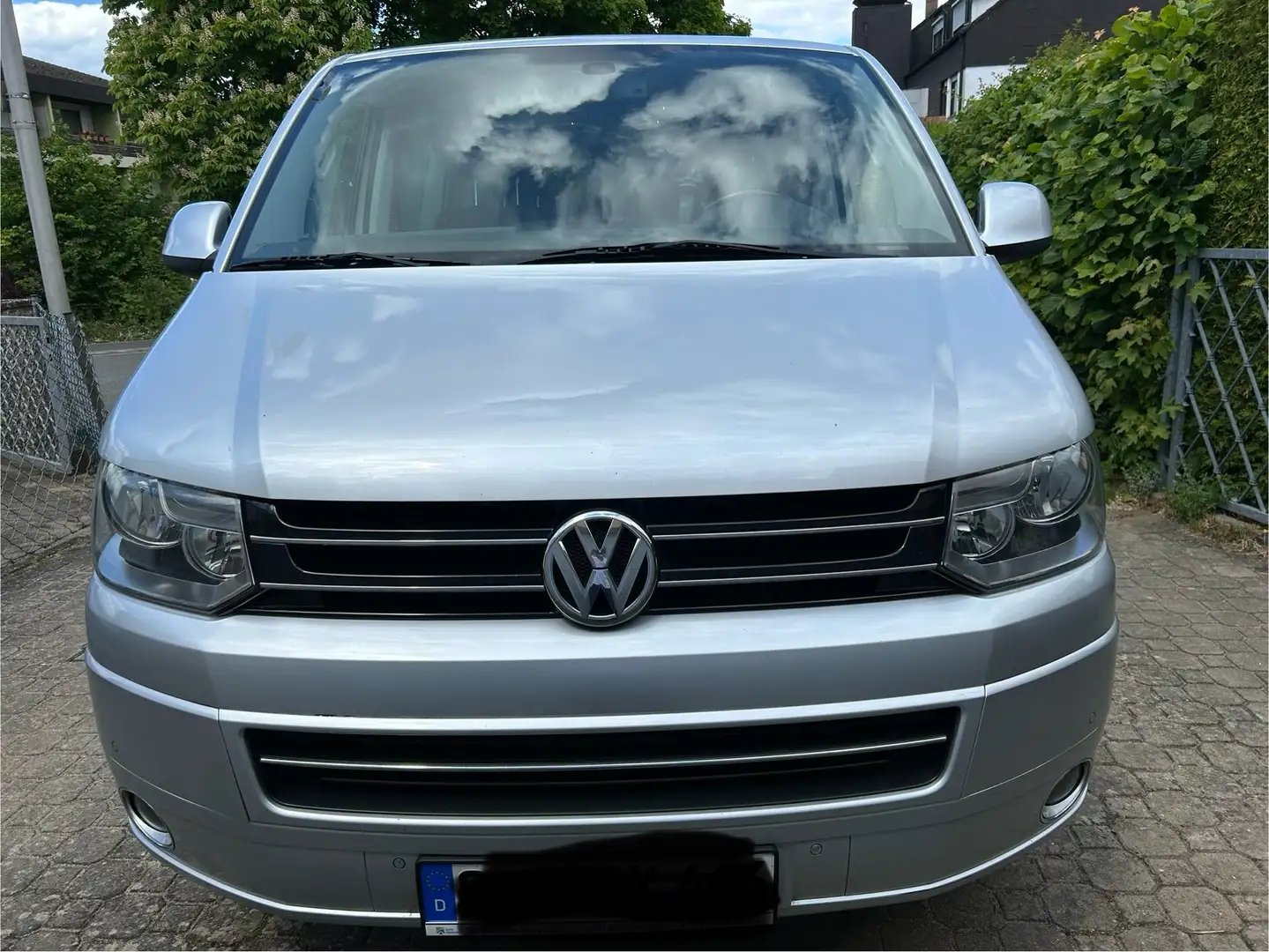 Volkswagen T5 Multivan Multivan DSGHighline Plateado - 1