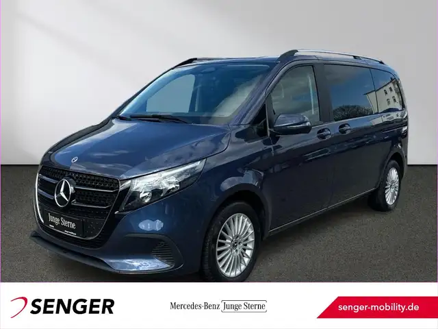 Mercedes-Benz V 220
