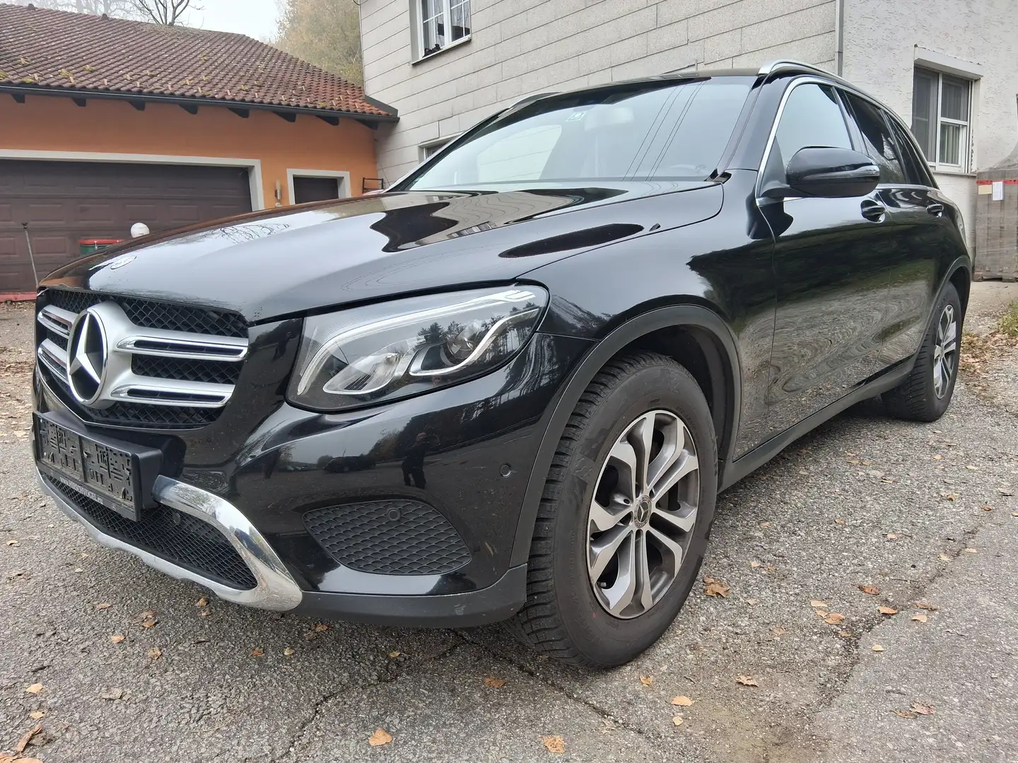 Mercedes-Benz GLC 220 GLC 220d 4MATIC Aut. Schwarz - 1