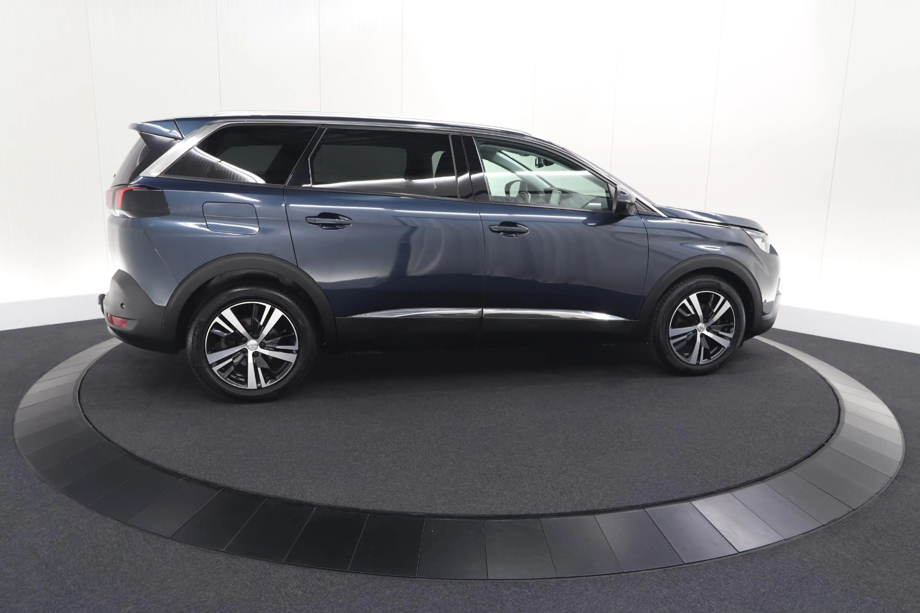 Peugeot 5008 PureTech 130 EAT8 Crossway | Trekhaak | Camera | N — photo 8