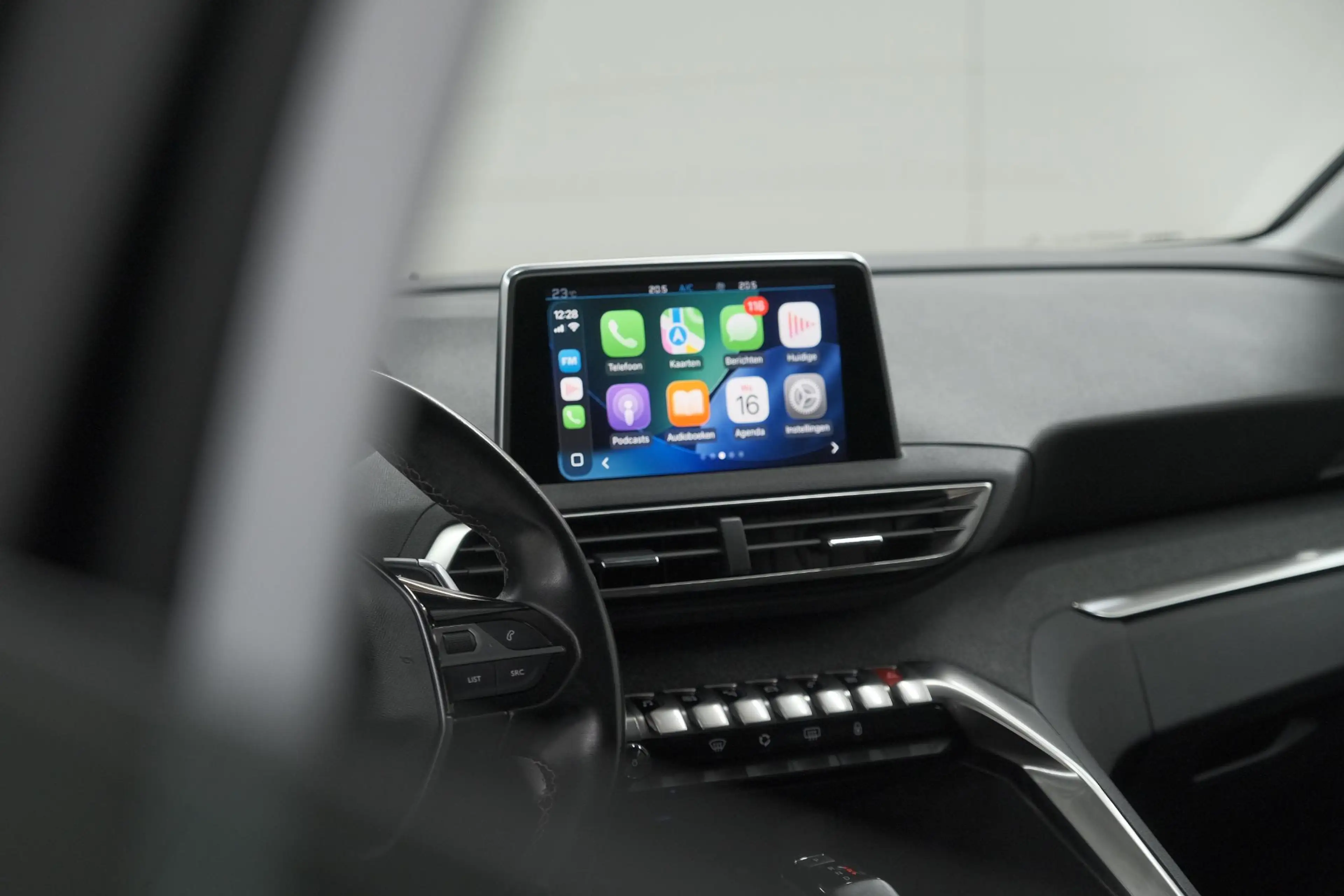 Peugeot 5008 PureTech 130 EAT8 Crossway | Trekhaak | Camera | N — photo 6