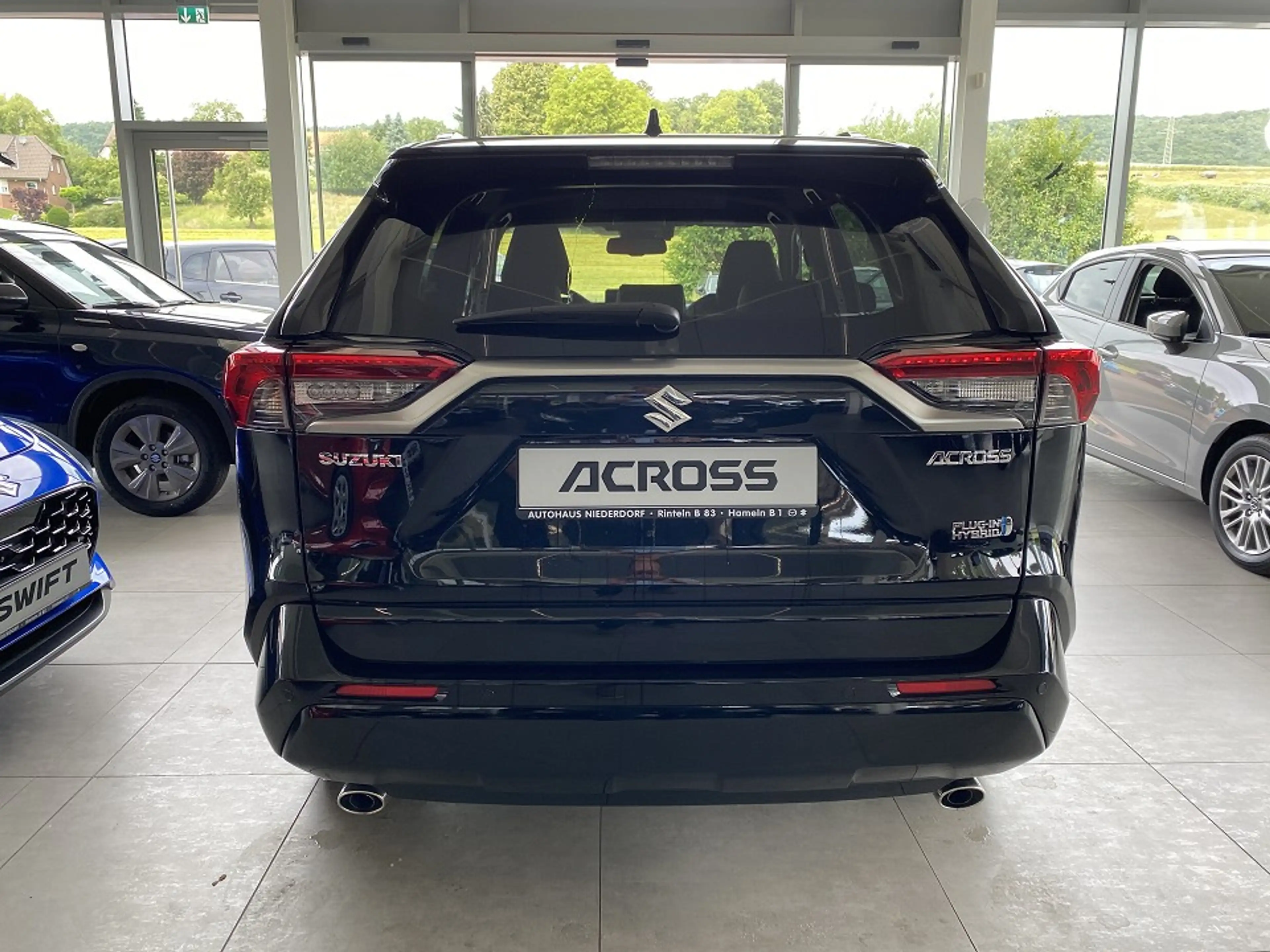 Suzuki Across 2.5 Comfort+ Plug-in Hybrid CVT NAVI, Allrad, ACC — photo 13
