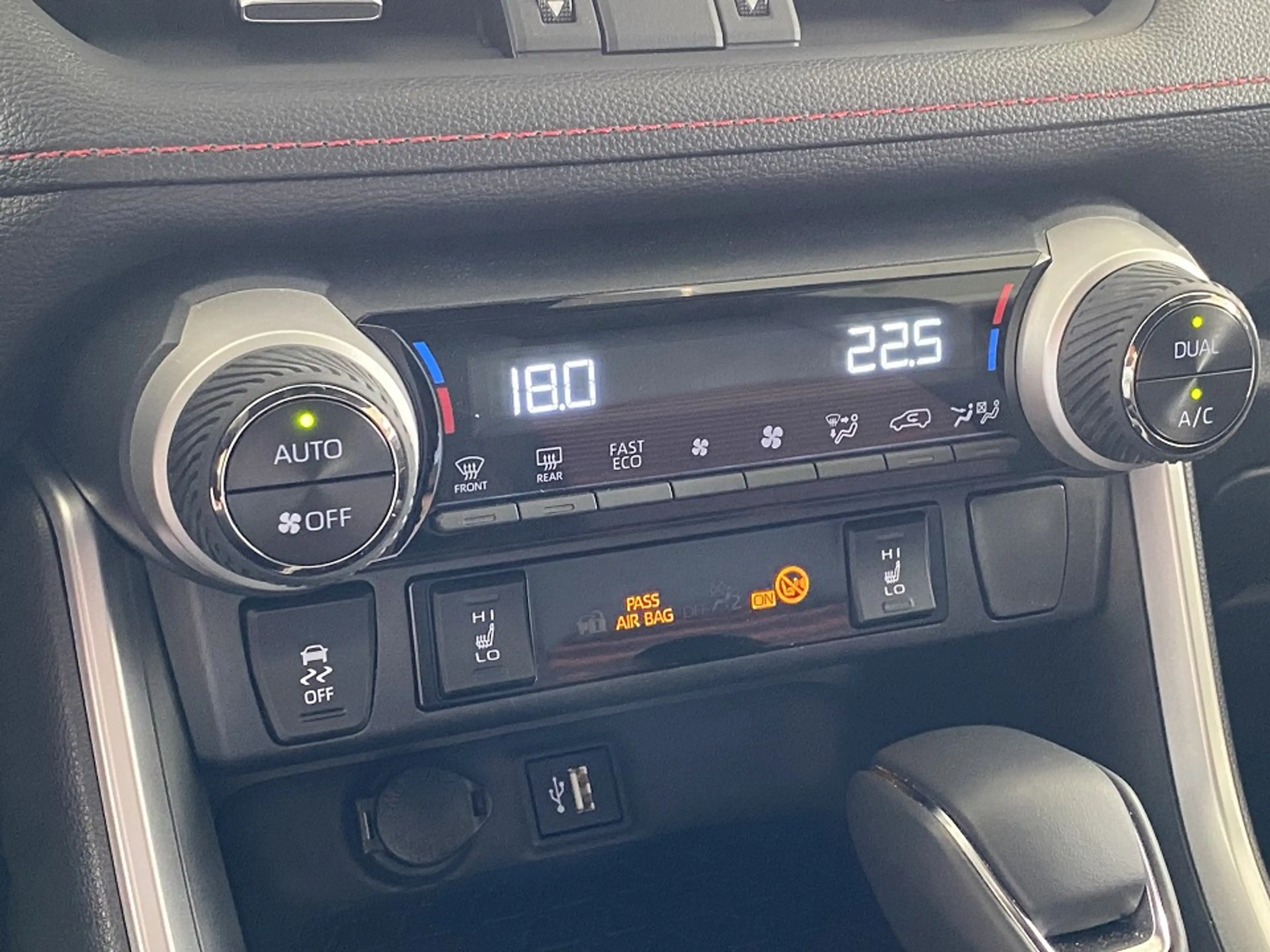 Suzuki Across 2.5 Comfort+ Plug-in Hybrid CVT NAVI, Allrad, ACC — photo 10