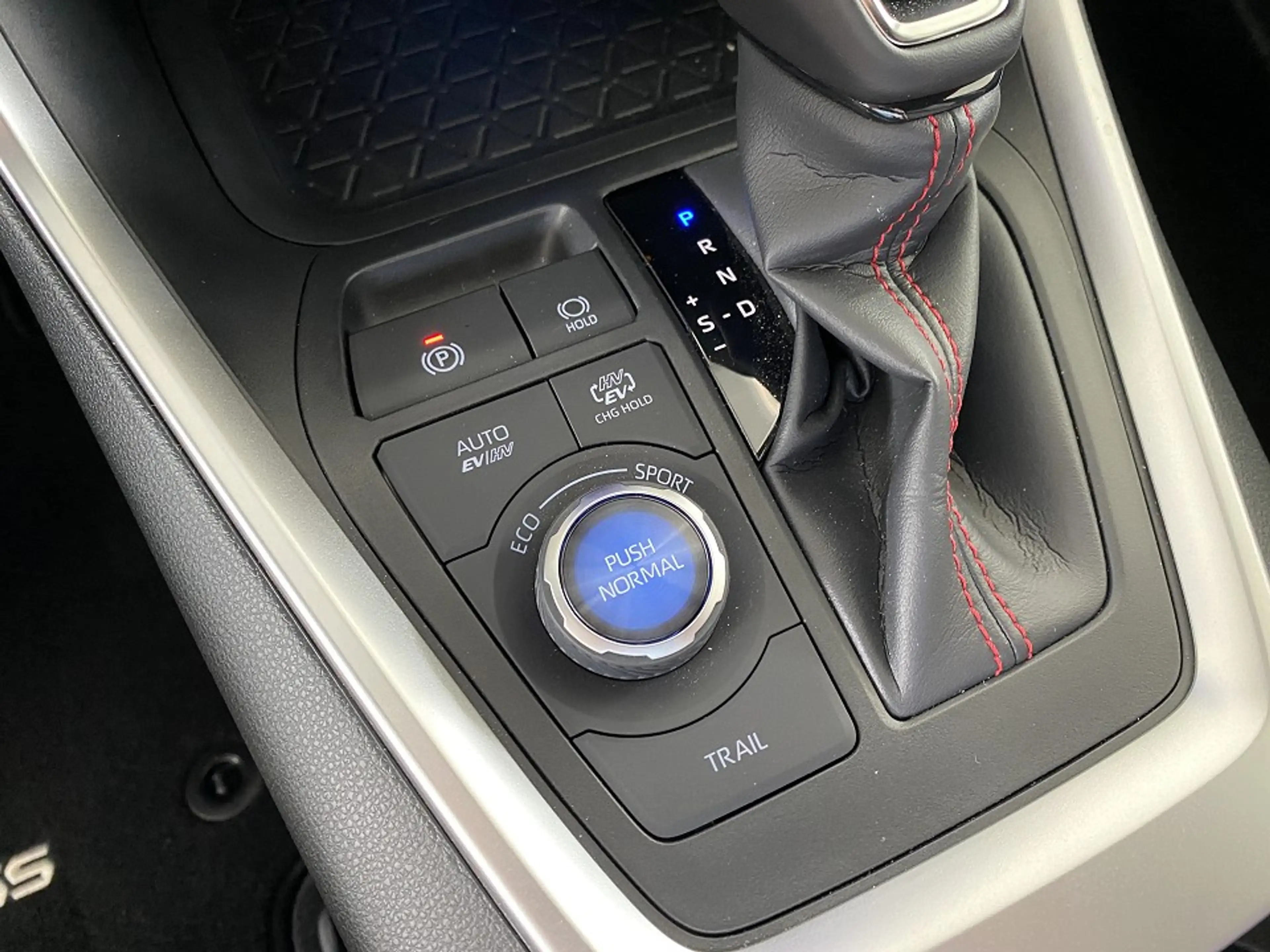 Suzuki Across 2.5 Comfort+ Plug-in Hybrid CVT NAVI, Allrad, ACC — photo 9