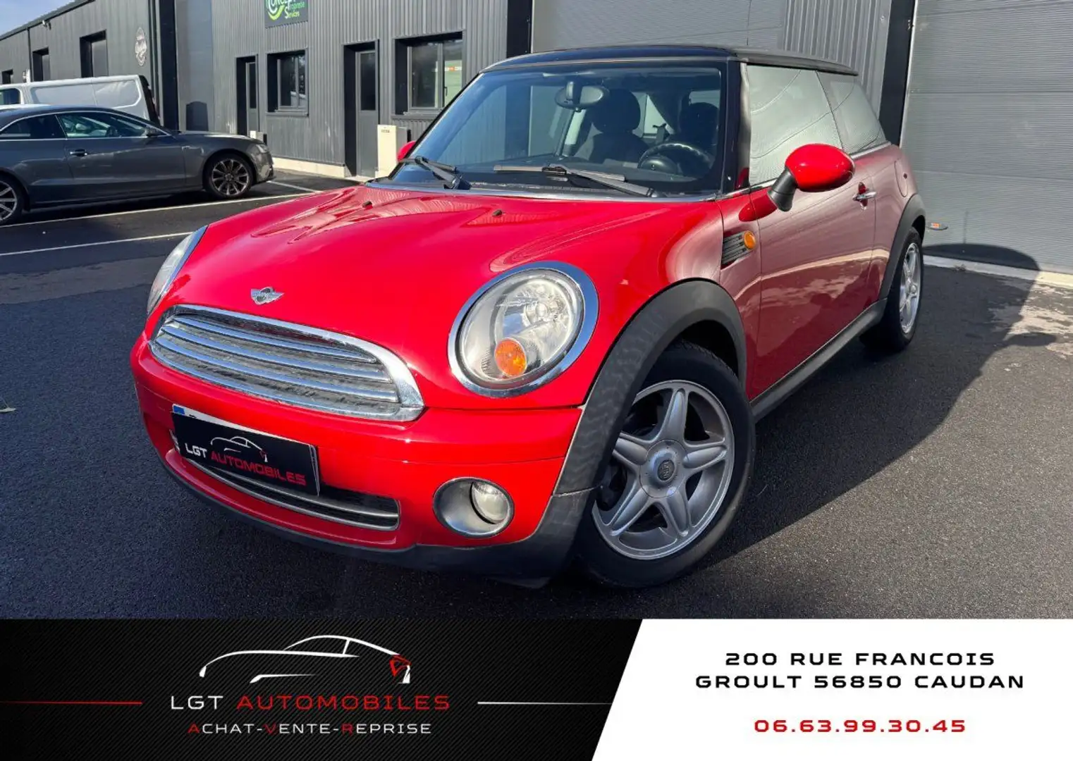 MINI One 2 (R56) LCI 1.6 i 16V 75 cv Rouge - 1