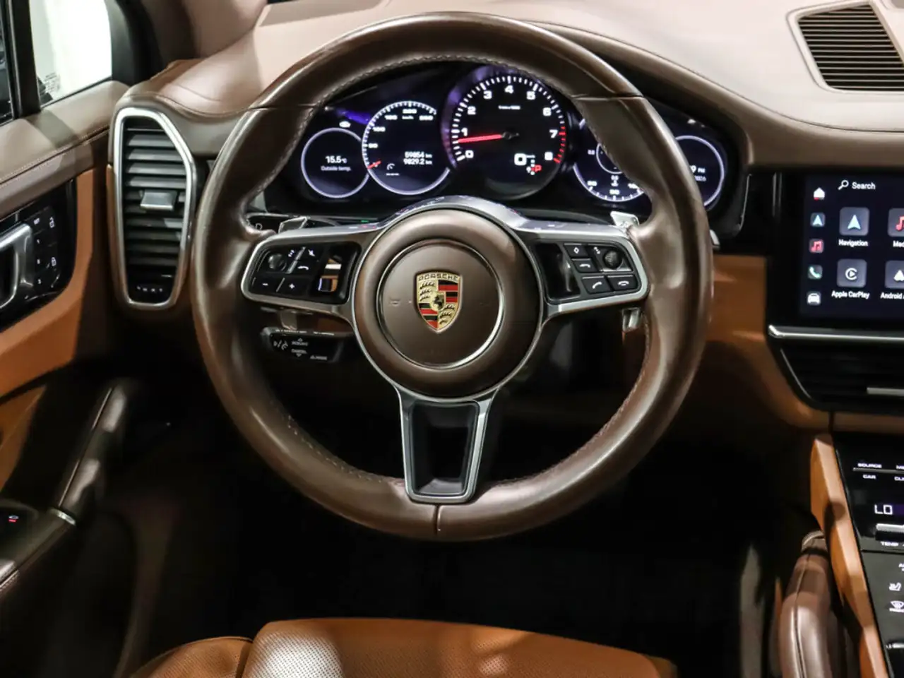 Porsche Cayenne снимка Porsche Cayenne