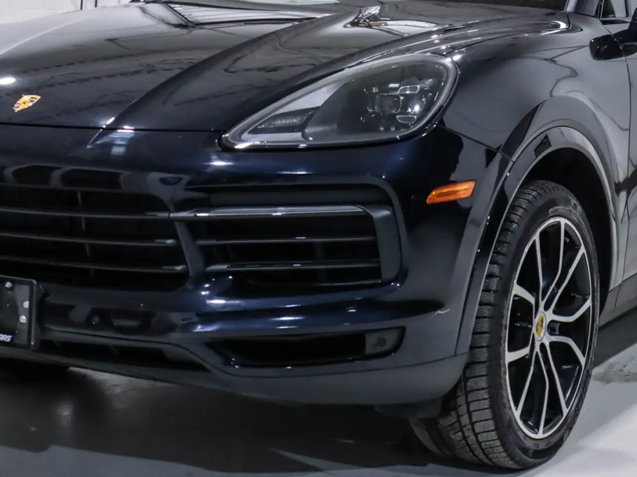 Porsche Cayenne снимка Porsche Cayenne