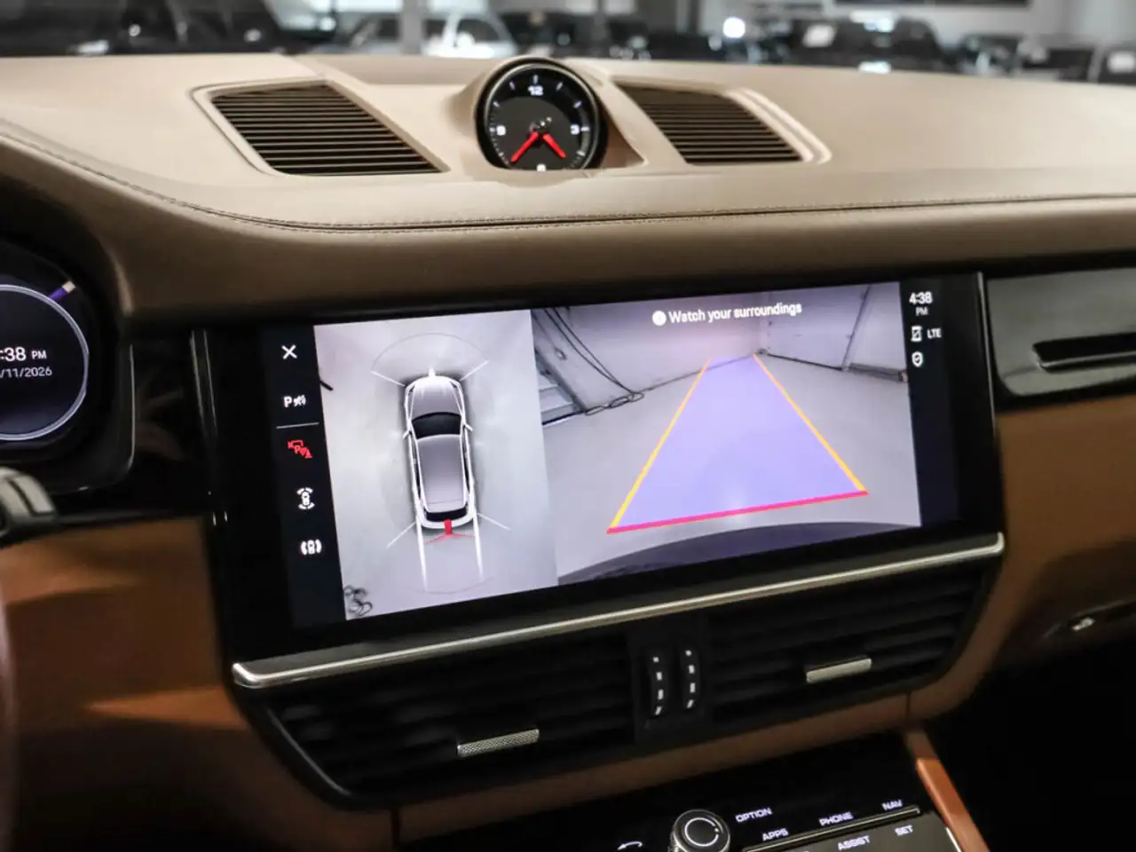 Porsche Cayenne снимка Porsche Cayenne