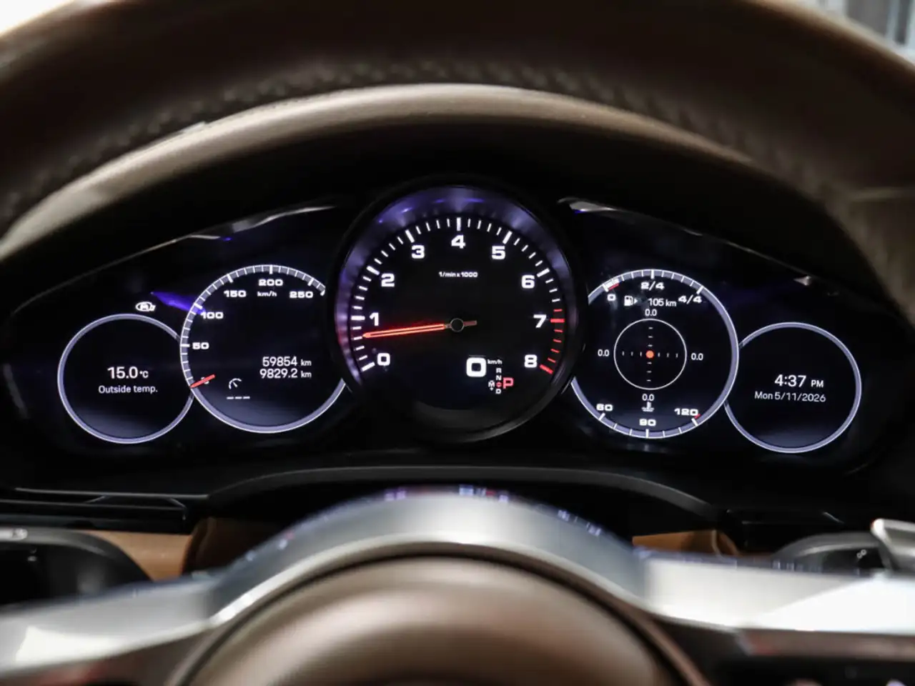 Porsche Cayenne снимка Porsche Cayenne